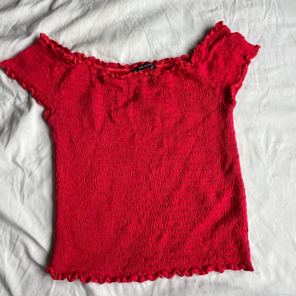 Brandy Melville Ribbed stretchy shorts sleeve off the shoulder top.